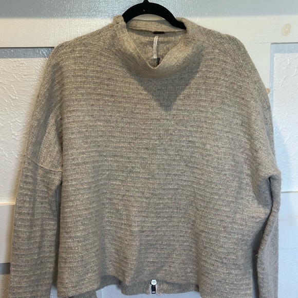 Free People Sweaters - Free people sweater